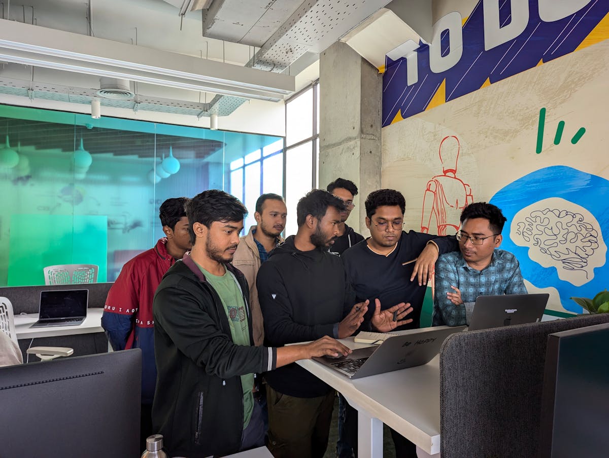 Keep HR and operations moving together
